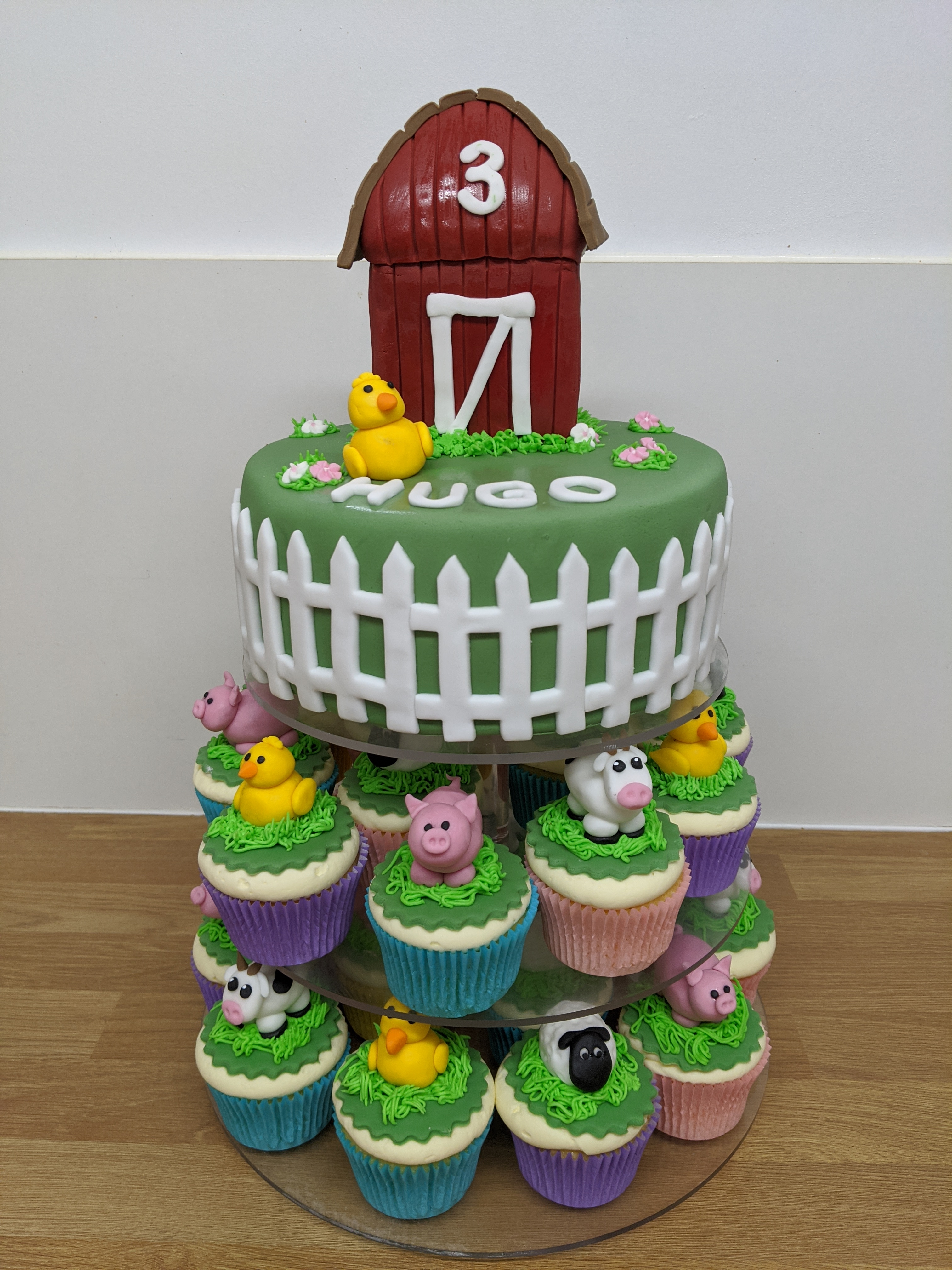 Farm Animal Cupcakes 